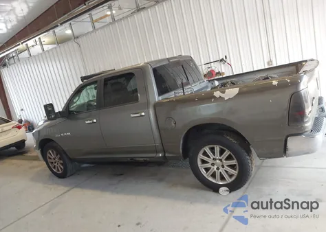 2010 Dodge Ram 1500 Slt/Sport/Trx z USA, uszkodzony, nr VIN 1D7RV1CT3AS239204